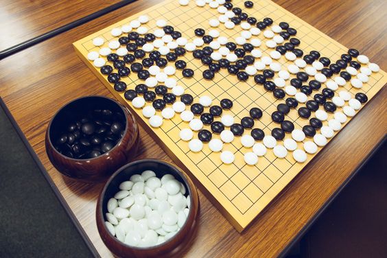 Mengenal Lebih Dekat Tesuji: Strategi Mendalam dalam Permainan Go